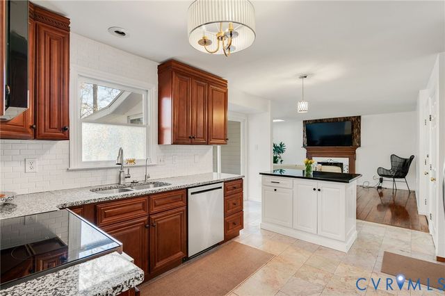 8416 Hasting Mill Ln, Henrico, VA 23060