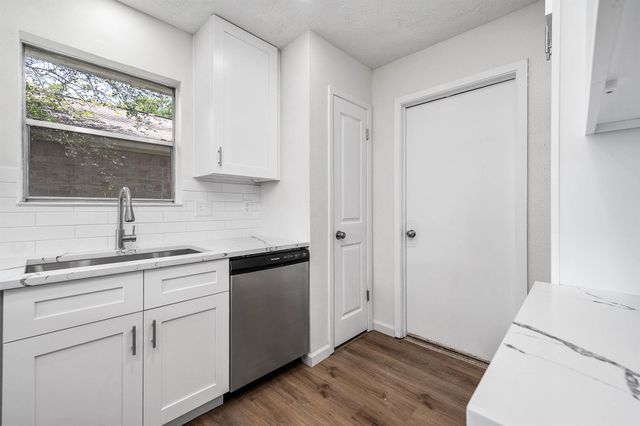 6526 Lynngate Drive, Spring, TX 77373