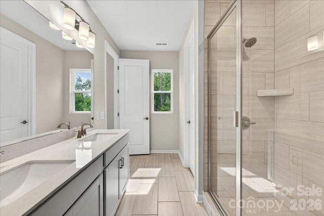 6049 Longar Lane, Charlotte, NC 28269
