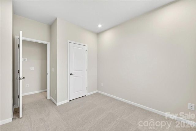 6049 Longar Lane, Charlotte, NC 28269