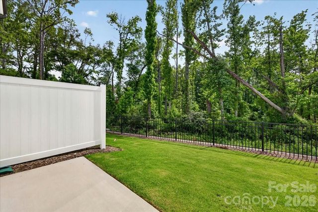 6049 Longar Lane, Charlotte, NC 28269