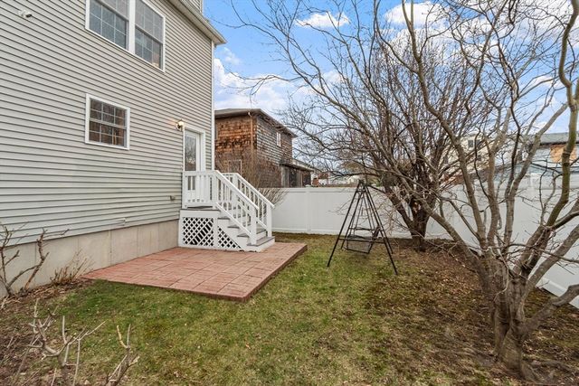 22 Patrick St 22, Arlington, MA 02474