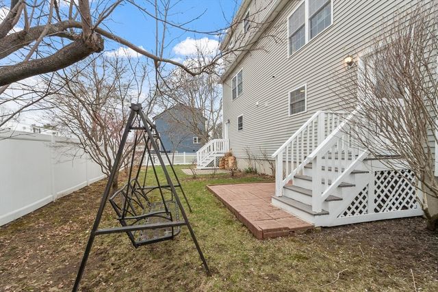 22 Patrick St 22, Arlington, MA 02474