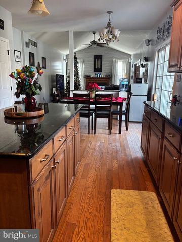 133 STEELTON RD, Berlin, NJ 08009