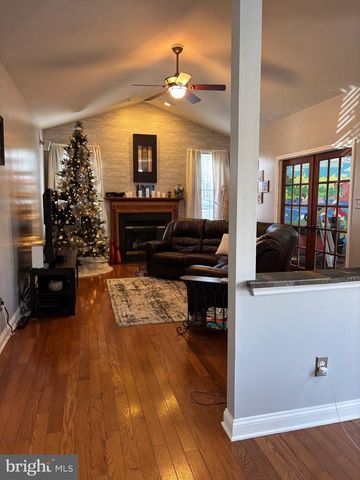 133 STEELTON RD, Berlin, NJ 08009