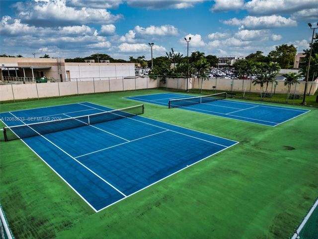 10425 SW 112th Avenue 103, Miami, FL 33176