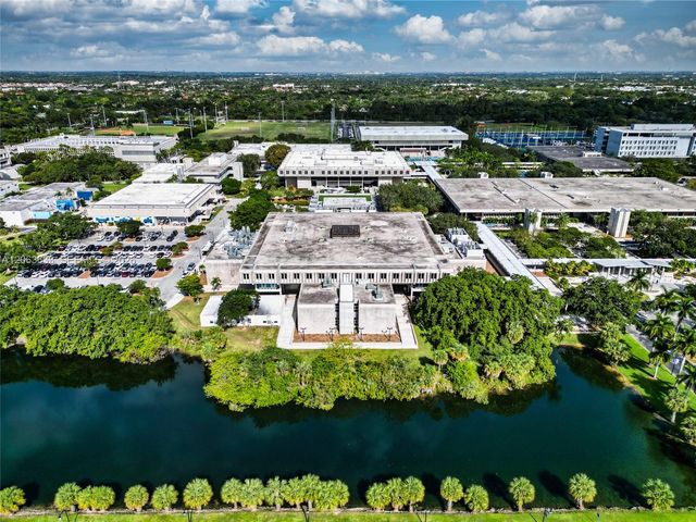 10425 SW 112th Avenue 103, Miami, FL 33176