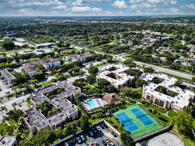 10425 SW 112th Avenue 103, Miami, FL 33176