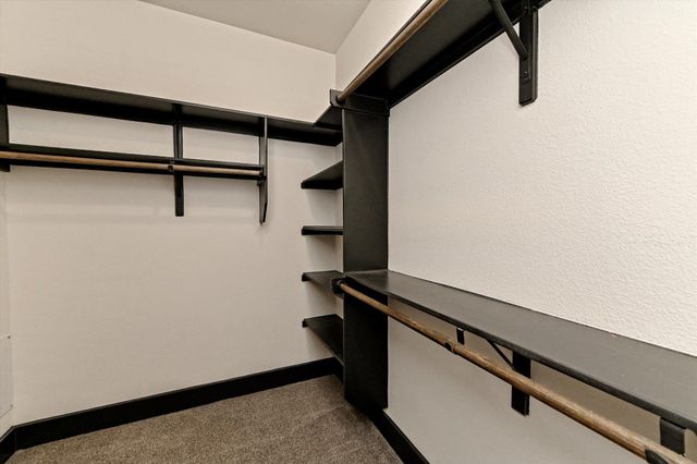 100 Dax DR, Liberty Hill, TX 78642