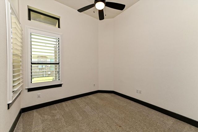 100 Dax DR, Liberty Hill, TX 78642