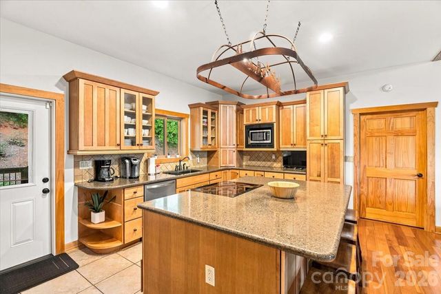 179 Rock Spring Road, Lake Lure, NC 28746
