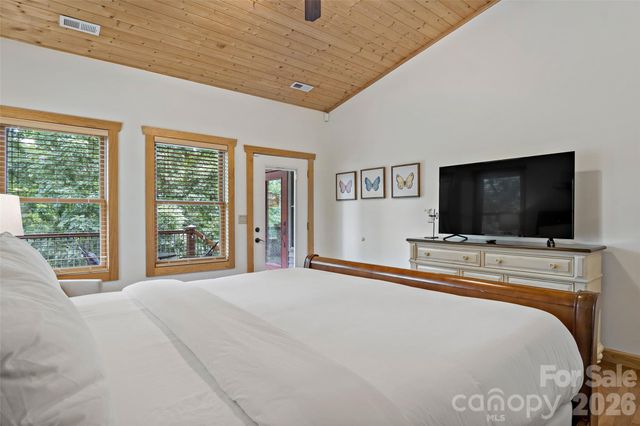179 Rock Spring Road, Lake Lure, NC 28746