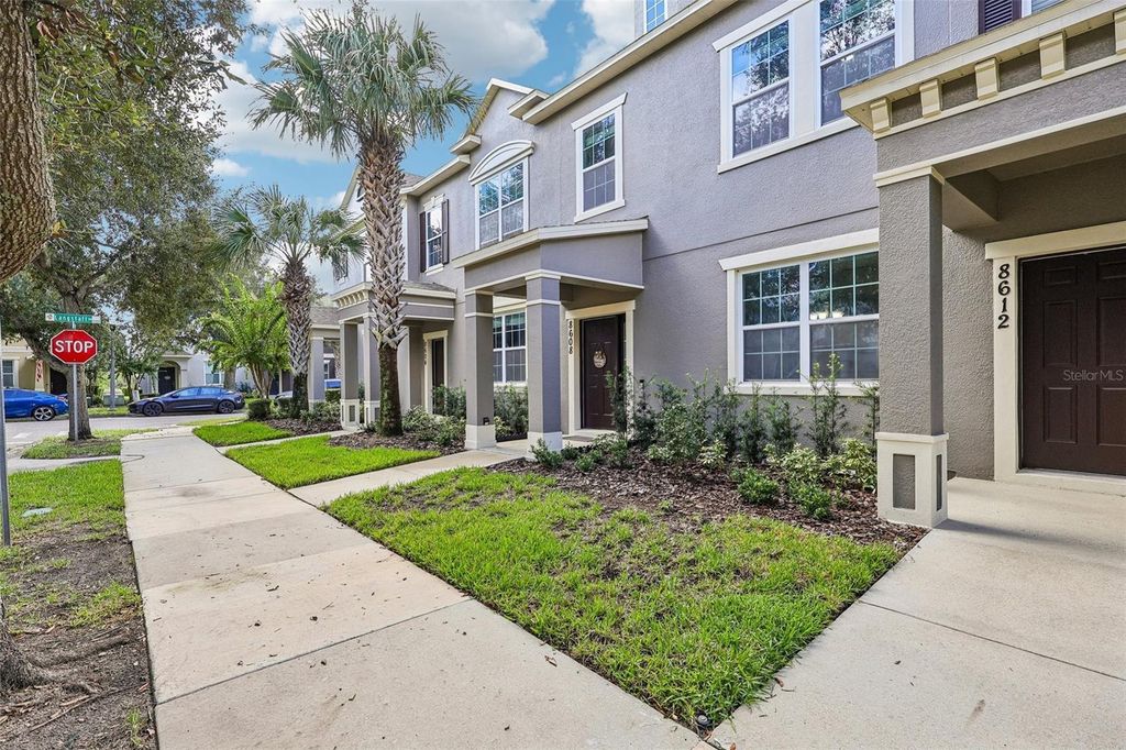 Image 4 of property listing at 8608 BROOKVALE DRIVE, Windermere, FL 34786
