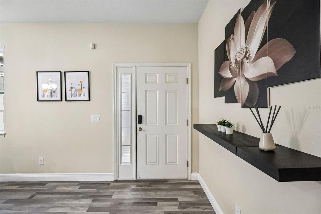Image 5 of property listing at 8608 BROOKVALE DRIVE, Windermere, FL 34786
