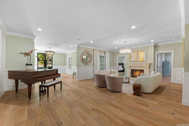 524 GARRATY RD, Terrell Hills, TX 78209