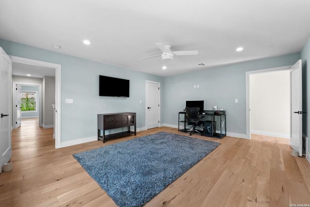 524 GARRATY RD, Terrell Hills, TX 78209