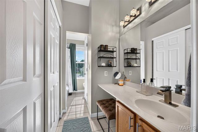 8 Jacqueline Circle, O'fallon, MO 63368