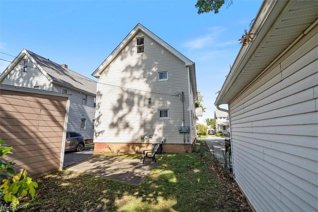 14217 Athens Avenue, Lakewood, OH 44107