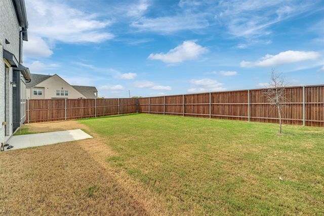 804 Meadow Holly Drive, Wylie, TX 75098