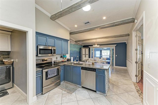 3810 39TH AVE W, Bradenton, FL 34205