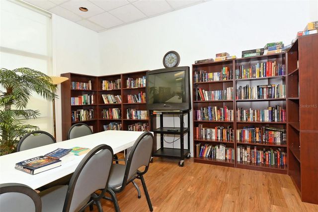 3810 39TH AVE W, Bradenton, FL 34205