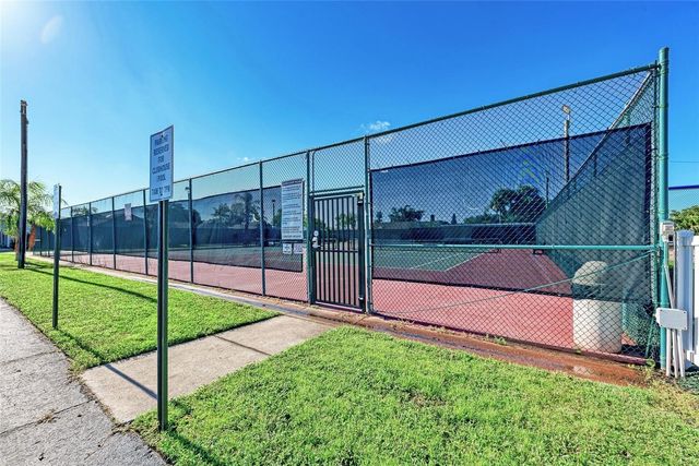 3810 39TH AVE W, Bradenton, FL 34205