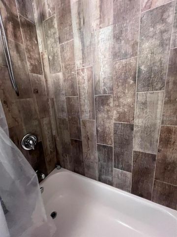 2072 LOS LOMAS DRIVE, Clearwater, FL 33763