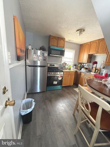 115 MARTIN DR, Manassas Park, VA 20111