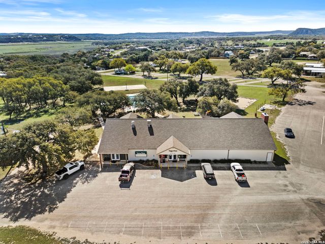 164 Pr 1523, Bandera, TX 78003