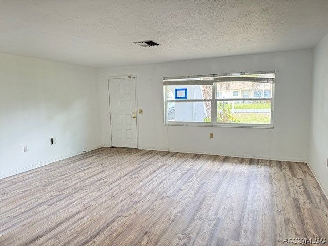 308 S Adams Street, Beverly Hills, FL 34465