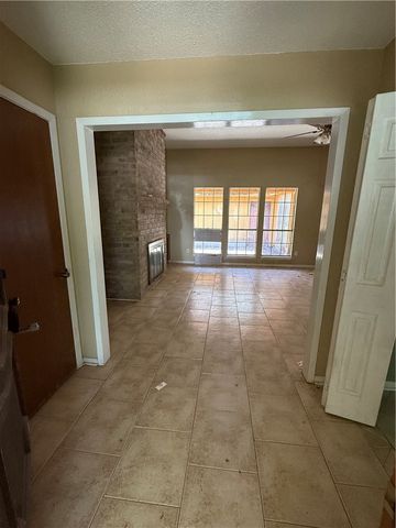 2014 Pecan Dr, Portland, TX 78374