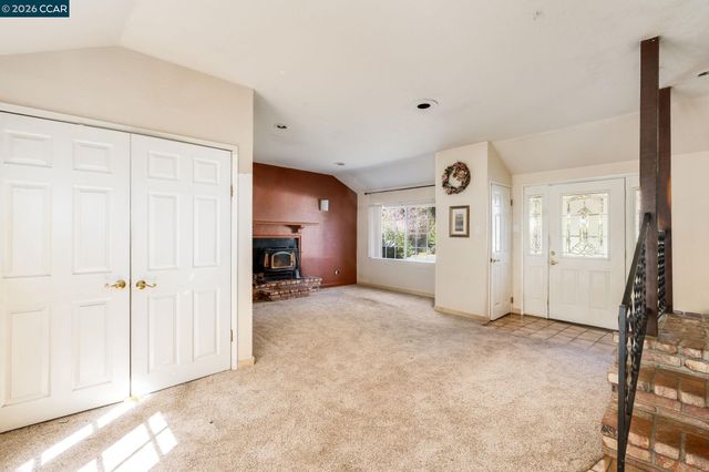 3800 Alhambra Way, Martinez, CA 94553