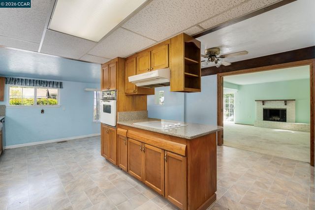 3800 Alhambra Way, Martinez, CA 94553