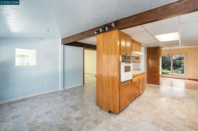 3800 Alhambra Way, Martinez, CA 94553