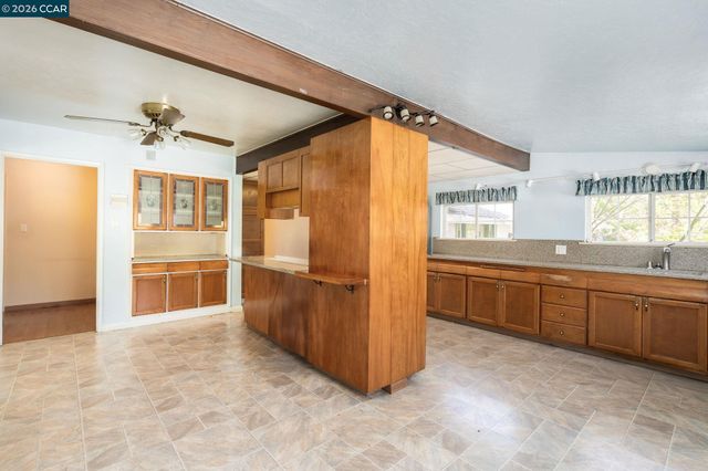 3800 Alhambra Way, Martinez, CA 94553