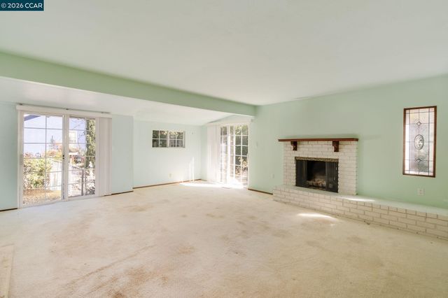 3800 Alhambra Way, Martinez, CA 94553