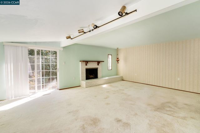 3800 Alhambra Way, Martinez, CA 94553