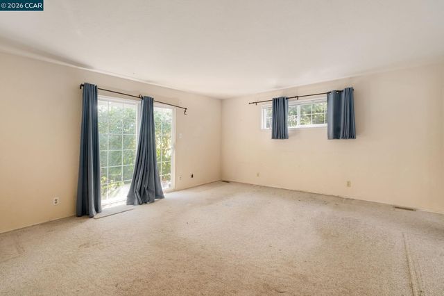 3800 Alhambra Way, Martinez, CA 94553