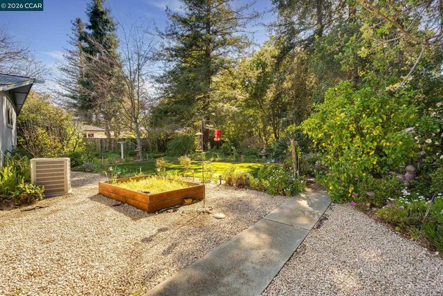 3800 Alhambra Way, Martinez, CA 94553