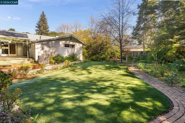 3800 Alhambra Way, Martinez, CA 94553