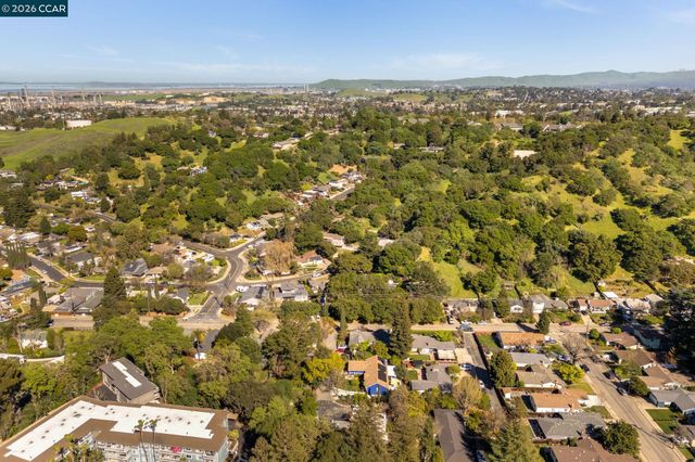 3800 Alhambra Way, Martinez, CA 94553