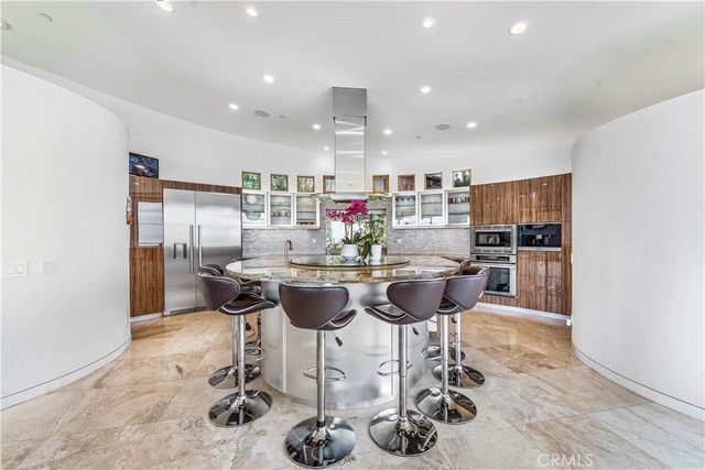 1005 Madison Place, Laguna Beach, CA 92651