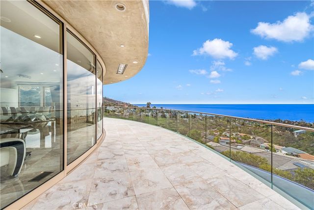 1005 Madison Place, Laguna Beach, CA 92651