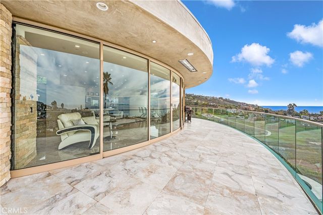 1005 Madison Place, Laguna Beach, CA 92651