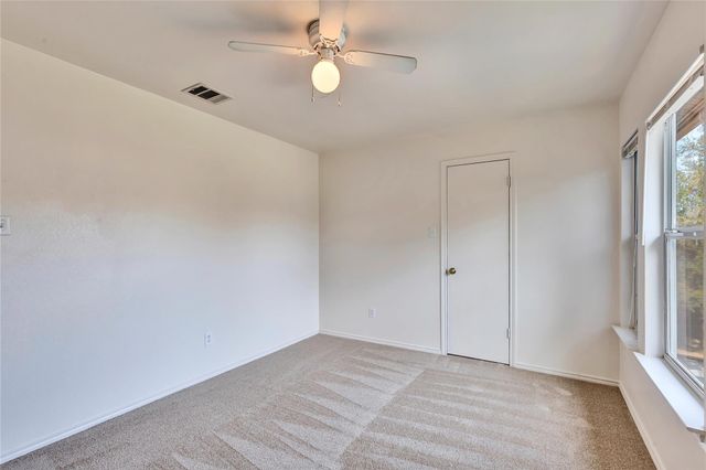 5204 Bahan, Del Valle, TX 78617