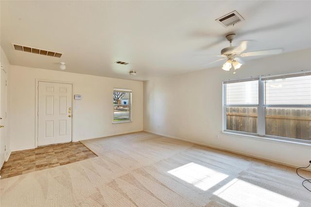 5204 Bahan, Del Valle, TX 78617