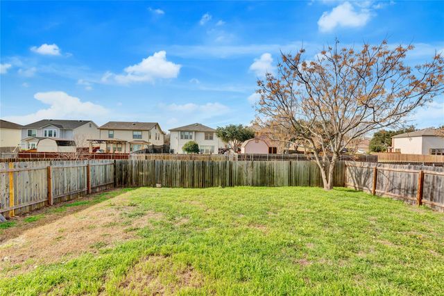 5204 Bahan, Del Valle, TX 78617