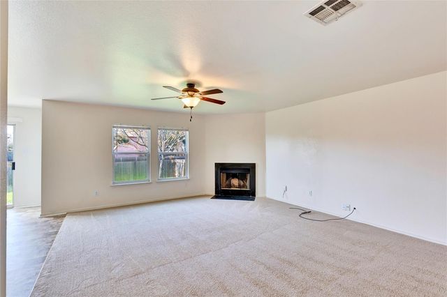 5204 Bahan, Del Valle, TX 78617