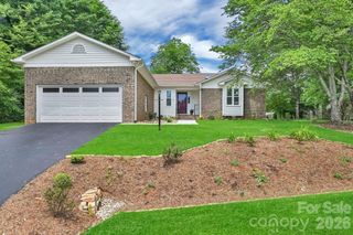 31 St Andrews Drive, Etowah, NC 28729