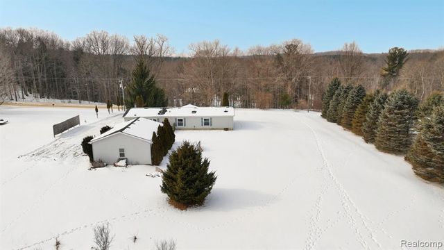 3220 N Summers Road, Imlay City, MI 48444